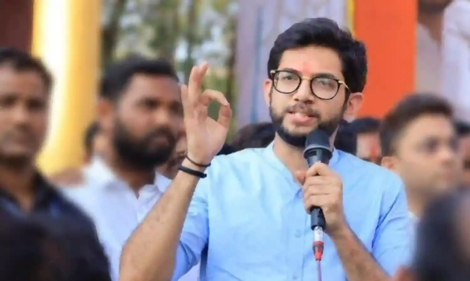 मुंबई सड़क घोटाले में लिप्त मंत्रियों और ठेकेदारों को सत्ता में आने के बाद जेल में डालेंगे - आदित्य ठाकरे