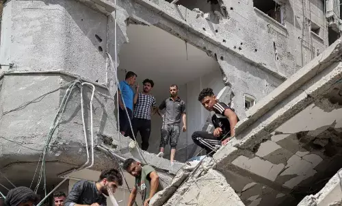 गाजा अब एक युद्धक्षेत्र - आईडीएफ ने लड़ाकू विमानों से पर्चे गिराए गाजा अब एक युद्धक्षेत्र - आईडीएफ ने लड़ाकू विमानों से पर्चे गिराए