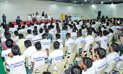 गहलोत के ओएसडी के समर्थक बड़ी संख्या में सीएम आवास पर जुटे, उनके लिए भीलवाड़ा से टिकट मांगा