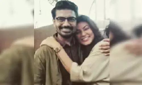 विकास कुमार ने कहा, सेट पर शाहरुख और सुष्मिता बहुत दयालु हैं