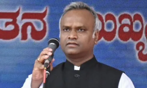 कर्नाटक में ऑपरेशन लोटस के लिए अमित शाह से लिए गए 1,000 करोड़ रुपये : प्रियांक खड़गे