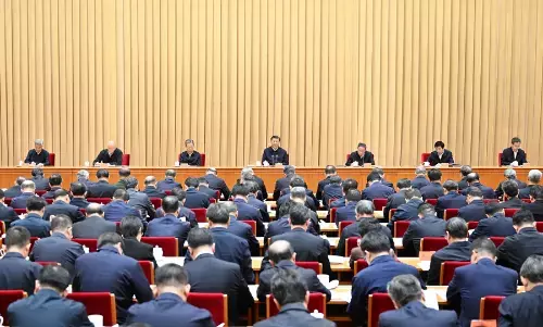 पेइचिंग में केंद्रीय वित्तीय कार्य सम्मेलन आयोजित पेइचिंग में केंद्रीय वित्तीय कार्य सम्मेलन आयोजित