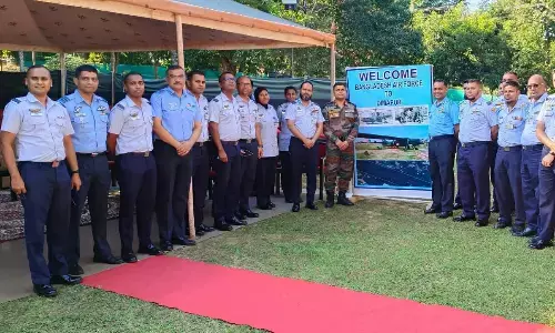 बांग्लादेशी वायु सैनिक अपना स्थापना दिवस मनाने पहुंचे भारत बांग्लादेशी वायु सैनिक अपना स्थापना दिवस मनाने पहुंचे भारत