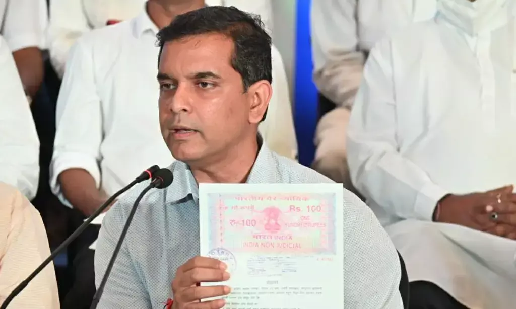 गोवा आप प्रमुख ने खुद को ट्रक क्लीनर के रूप में पेश किया, चेक पोस्ट पर कथित भ्रष्टाचार का खुलासा किया