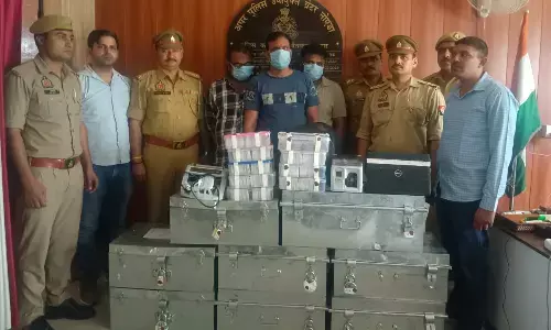 8.30 करोड़ के नकली नोट दिखाकर एनजीओ और लोगों से धोखाधड़ी करने वाले डीके गैंग के 3 गिरफ्तार