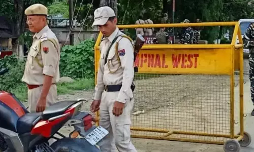 मणिपुर में म्यांमार सीमा पर पुलिस अधिकारी की गोली मारकर हत्या मणिपुर में म्यांमार सीमा पर पुलिस अधिकारी की गोली मारकर हत्या