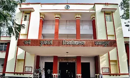 अग्रिम राशि जमा करने के मामले में कुछ कर्मचारियों ने ली न्यायालय की शरण अग्रिम राशि जमा करने के मामले में कुछ कर्मचारियों ने ली न्यायालय की शरण