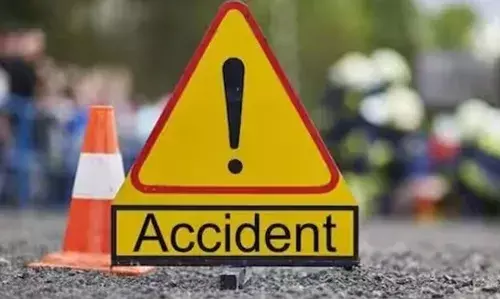 बिजनौर में तेज रफ्तार बाइक रिक्शा से टकराई, मां-बेटे की मौत बिजनौर में तेज रफ्तार बाइक रिक्शा से टकराई, मां-बेटे की मौत