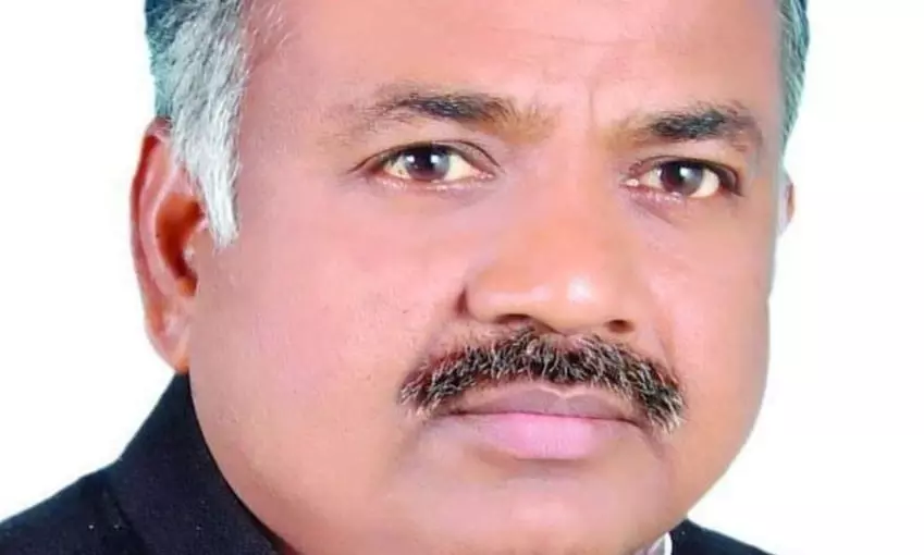 यूपी में सपा को बड़ा झटका, पूर्व सांसद रवि वर्मा होंगे कांग्रेस में शामिल यूपी में सपा को बड़ा झटका, पूर्व सांसद रवि वर्मा होंगे कांग्रेस में शामिल