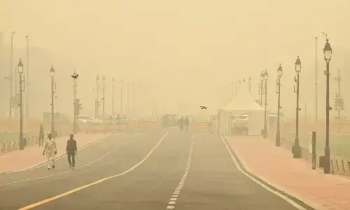 दिल्ली में एक्यूआई गंभीर, कुछ स्टेशन पर मामूली सुधार