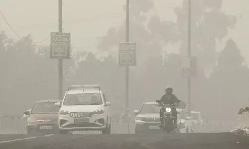 वायु प्रदूषण में वृद्धि के लिए कम तापमान और शांत हवा जिम्मेदार: आईएमडी वायु प्रदूषण में वृद्धि के लिए कम तापमान और शांत हवा जिम्मेदार: आईएमडी