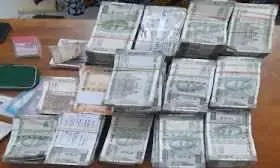 एक करोड़ रुपये की रिश्वत लेते हुए एमआईडीसी अधिकारी  रंगेहाथ पकड़ाया