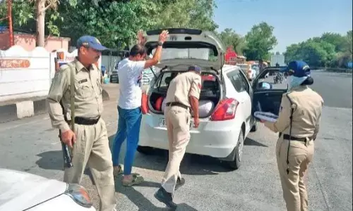 सफर में अगर साथ नहीं दस्तावेज तो मुश्किलें खड़ी करेगा कैश, ऑनलाइन ट्रांजेक्शन पर भी निगरानी