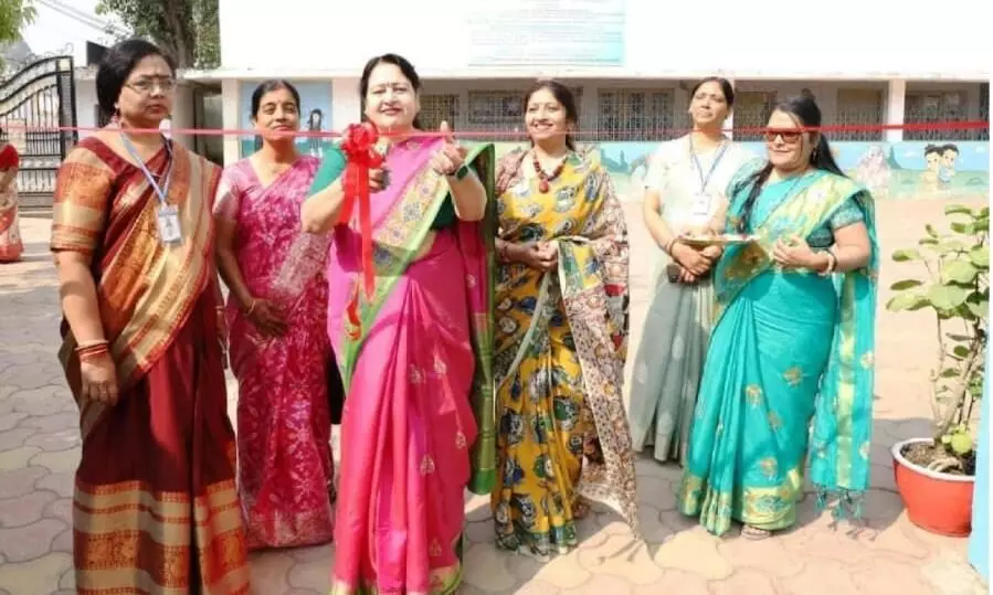 म.प्र. विद्युत महिला मंडल बालक स्कूल में आयोजित आर्ट क्राफ्ट कला प्रदर्शनी म.प्र. विद्युत महिला मंडल बालक स्कूल में आयोजित आर्ट क्राफ्ट कला प्रदर्शनी