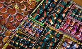 दिवाली पर पटाखे जलाने से बचें, प्रदूषण को देखते हुए स्वास्थ्य सेवा विभाग ने जारी की एडवायजरी