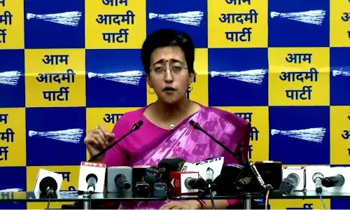 भाजपा आप से डरी हुई है: गुजरात विधायक के खिलाफ केस पर आतिशी