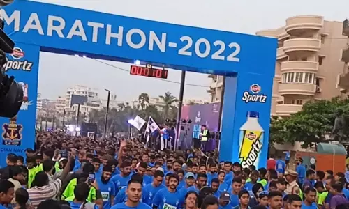 विजाग नेवी मैराथन में 12,000 से अधिक लोग हुए शामिल विजाग नेवी मैराथन में 12,000 से अधिक लोग हुए शामिल
