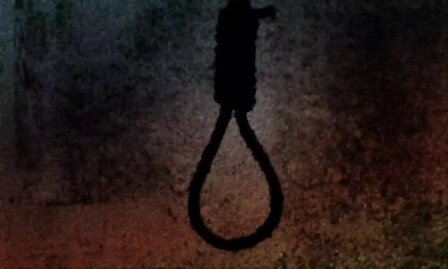 24 घंटे में आत्महत्या के 6 मामले, 12 साल की नाबालिग समेत अन्य ने फांसी लगाकर दी जान