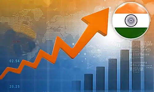 भारत 2027 तक पांच ट्रिलियन डॉलर को छूकर दुनिया की तीसरी सबसे बड़ी अर्थव्यवस्था बन सकता है भारत 2027 तक पांच ट्रिलियन डॉलर को छूकर दुनिया की तीसरी सबसे बड़ी अर्थव्यवस्था बन सकता है