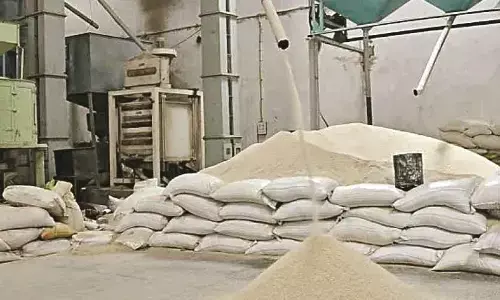 शुल्क बढ़ाने से चावल का निर्यात बंद जिले के 50 हजार मजदूर हुए बेरोजगार