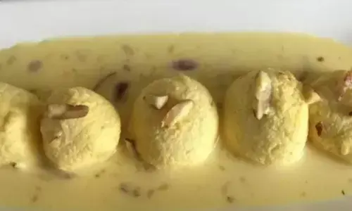 मुंह में घुलेगी रसमलाई की ऐसी मिठास, लंबे समय तक नहीं भूल पाएंगे लोग, जानें रेसिपी मुंह में घुलेगी रसमलाई की ऐसी मिठास, लंबे समय तक नहीं भूल पाएंगे लोग, जानें रेसिपी
