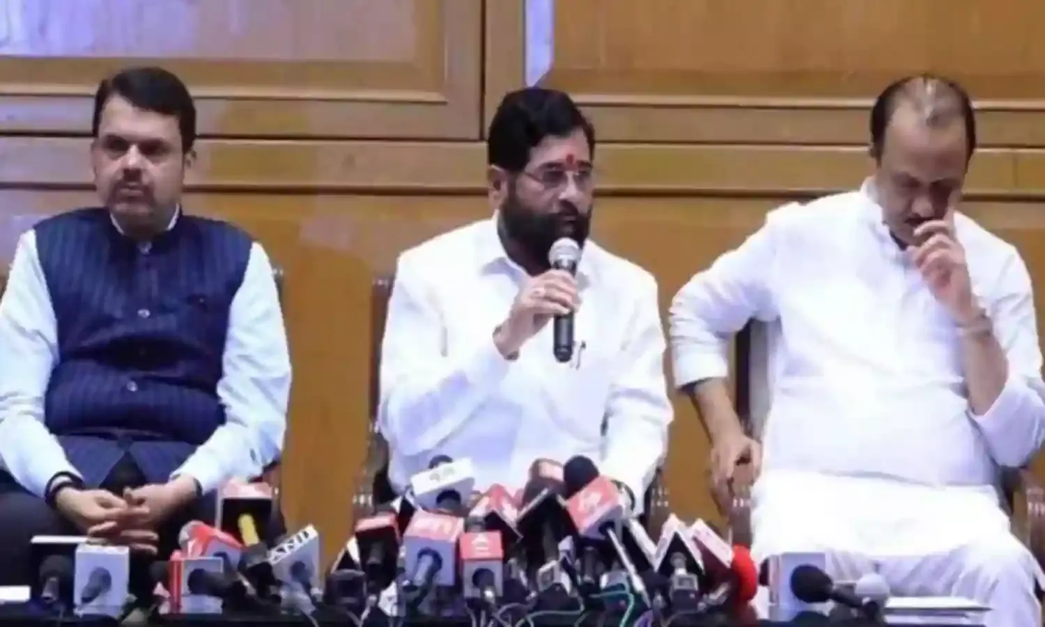 नागपुर में 3 जगहों पर स्थापित होगा आधुनिक संतरा प्रक्रिया केंद्र, दुधारू पशुओं को बढ़ाने लागू होगा गोवंशीय प्रजनन अधिनियम