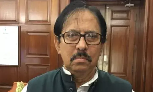 पिछले 12 वर्षों में राजभवन के पास 22 विधेयक लंबित हैं : बंगाल विधानसभा अध्यक्ष पिछले 12 वर्षों में राजभवन के पास 22 विधेयक लंबित हैं : बंगाल विधानसभा अध्यक्ष