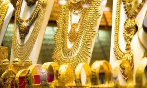 धनतेरस से पहले सोना-चांदी में गिरावट