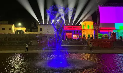 51 घाटों पर दीपों को सजाने का कार्य शुरू 51 घाटों पर दीपों को सजाने का कार्य शुरू