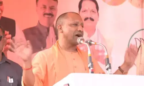 नरसिंहपुर के करेली में यूपी के सीएम की जनसभा, योगी बोले- कांग्रेस समस्या, भाजपा समाधान