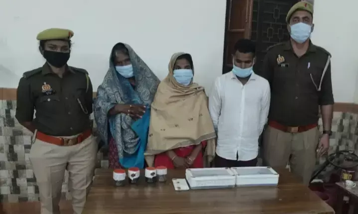 बिजनौर में महिला की हत्या करने के आरोप में मां-बेटा और पत्नी गिरफ्तार