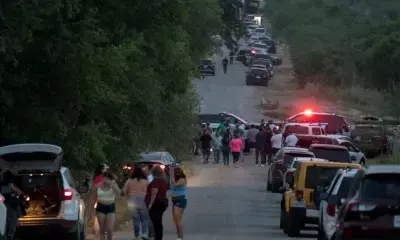 टेक्सास में कार दुर्घटना में प्रवासियों सहित सात लोगों की मौत टेक्सास में कार दुर्घटना में प्रवासियों सहित सात लोगों की मौत