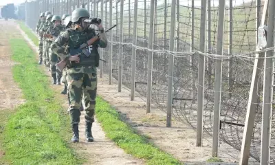 जम्मू के रामगढ़ और अरनिया सेक्टर में पाकिस्तानी रेंजर्स की अकारण गोलीबारी जम्मू के रामगढ़ और अरनिया सेक्टर में पाकिस्तानी रेंजर्स की अकारण गोलीबारी