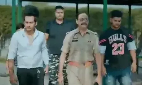 नोएडा के 126 कोतवाली के एसएचओ ने बनाई रील, उच्च अधिकारियों के संज्ञान में पहुंचा मामला