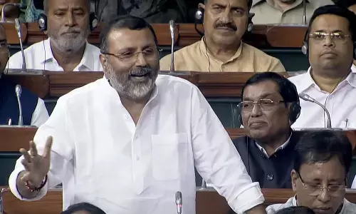 निशिकांत दुबे ने कांग्रेस सांसद परनीत कौर के प्रति जताई कृतज्ञता निशिकांत दुबे ने कांग्रेस सांसद परनीत कौर के प्रति जताई कृतज्ञता