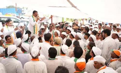 मध्यप्रदेश से भ्रष्ट सरकार को उखाड़ फेंकेंगे - सज्जन सिंह वर्मा मध्यप्रदेश से भ्रष्ट सरकार को उखाड़ फेंकेंगे - सज्जन सिंह वर्मा