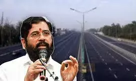 मुंबई की सड़कों पर धूल पर अंकुश लगाने के लिए 1000 पानी के टैंकरों से होगा छिड़काव- एकनाथ शिंदे मुंबई की सड़कों पर धूल पर अंकुश लगाने के लिए 1000 पानी के टैंकरों से होगा छिड़काव- एकनाथ शिंदे