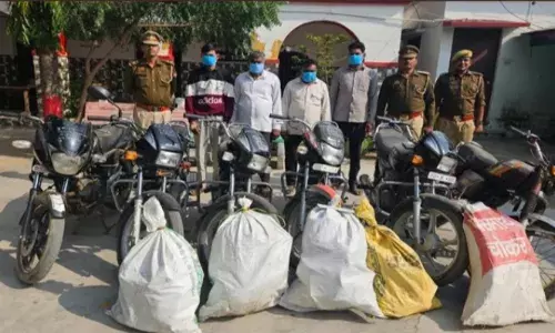 बिजनौर में वाहन चोरी करने वाले 4 लोग गिरफ्तार, कब्जे से 6 बाइक और पार्ट्स बरामद बिजनौर में वाहन चोरी करने वाले 4 लोग गिरफ्तार, कब्जे से 6 बाइक और पार्ट्स बरामद