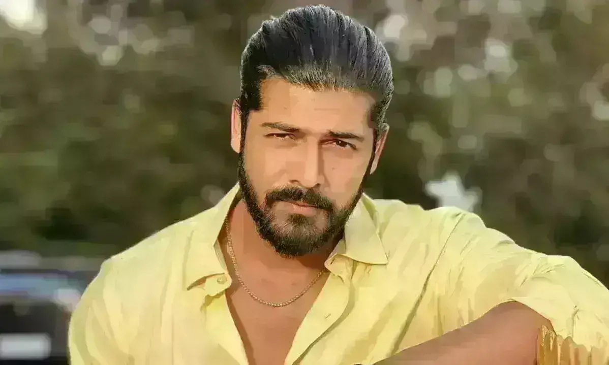 टीवी अभिनेता शीजान खान को लगा झटका, याचिका की खारिज