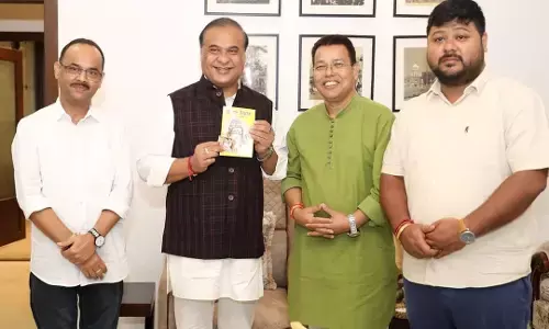 असम में तृणमूल कांग्रेस के नेता ने पार्टी छोड़ी, हिमंत से मुलाकात की