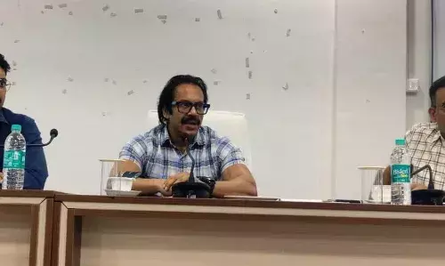 केंद्र सरकार की महत्वाकांक्षी योजनाएं लाभार्थियों तक पहुंचाएं