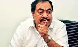 मुख्यमंत्री की ‘मदद’ पर भावुक हुए एकनाथ खडसे मुख्यमंत्री की ‘मदद’ पर भावुक हुए एकनाथ खडसे