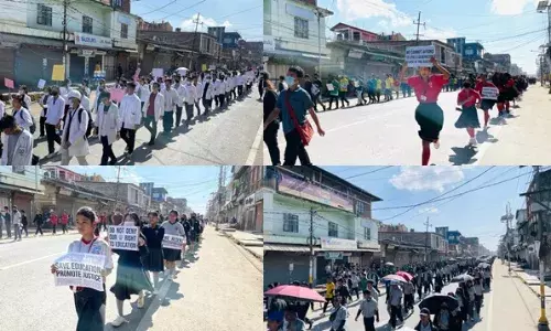 मणिपुर में सरकार की कथित शैक्षिक लापरवाही को लेकर आदिवासी छात्रों ने निकाली बड़ी विरोध रैली