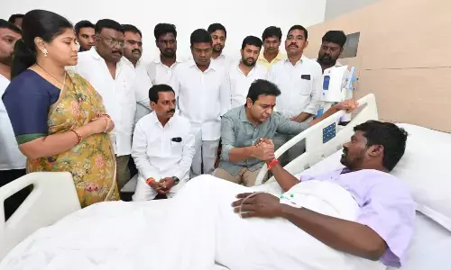 विधायक पर कथित हमले के बाद बीआरएस, कांग्रेस के बीच आरोप-प्रत्यारोप का दौर जारी