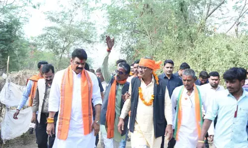 सुरखी विधानसभा क्षेत्र से भाजपा प्रत्याशी गोविंद सिंह राजपूत ने ग्राम सोमला, कनेरागौड़, महुआखेड़ा, बदौआ, जैसीनगर, टिकिटोरिया, सेमाढाना मे जनसंपर्क किया एवं बुजुर्गों से आशीर्वाद लिया सुरखी विधानसभा क्षेत्र से भाजपा प्रत्याशी गोविंद सिंह राजपूत ने ग्राम सोमला, कनेरागौड़, महुआखेड़ा, बदौआ, जैसीनगर, टिकिटोरिया, सेमाढाना मे जनसंपर्क किया एवं बुजुर्गों से आशीर्वाद लिया