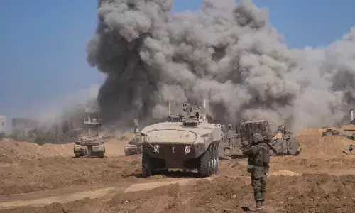 गाजा में फिलिस्तीनी मृतकों की संख्या बढ़कर 11,240 : अधिकारी गाजा में फिलिस्तीनी मृतकों की संख्या बढ़कर 11,240 : अधिकारी