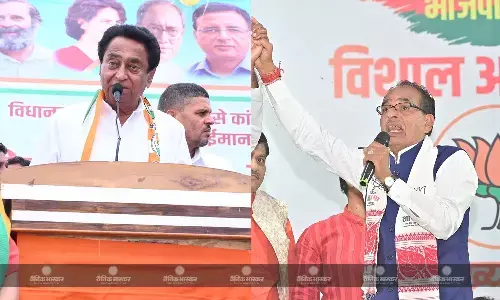 ‘लाड़ली बहना’ को लेकर शिवराज और कमलनाथ आमने-सामने, मुख्यमंत्री बोले- चिंता न करें सबको लाभ मिलेगा, पूर्व मुख्यमंत्री ने कहा-18 साल में इनकी याद क्यों नहीं आई ‘लाड़ली बहना’ को लेकर शिवराज और कमलनाथ आमने-सामने, मुख्यमंत्री बोले- चिंता न करें सबको लाभ मिलेगा, पूर्व मुख्यमंत्री ने कहा-18 साल में इनकी याद क्यों नहीं आई