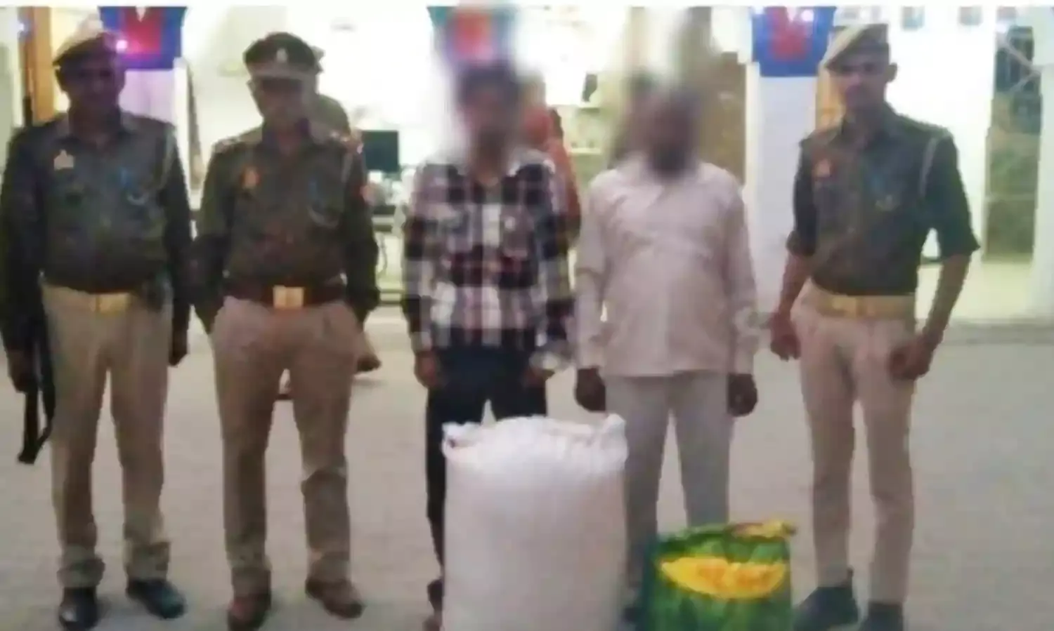 शामली में नशीले पदार्थ के साथ दो तस्कर गिरफ्तार