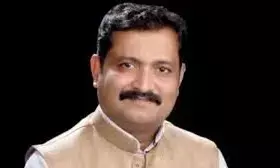 महाविकास आघाड़ी में लोकसभा की सीटों के बंटवारे का फार्मूला तय अभी नहीं महाविकास आघाड़ी में लोकसभा की सीटों के बंटवारे का फार्मूला तय अभी नहीं