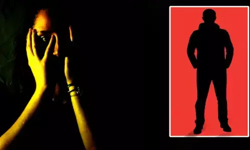 रांची में ब्लैकमेल कर नाबालिग से दुष्कर्म करता रहा पुलिसकर्मी रांची में ब्लैकमेल कर नाबालिग से दुष्कर्म करता रहा पुलिसकर्मी